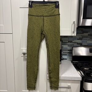 Lululemon Wunder Under high rise leggings